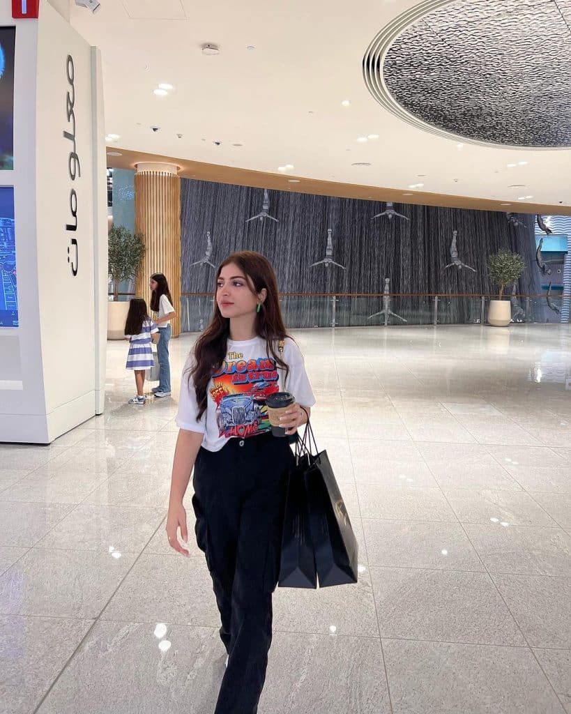 Stunning Pictures Of Kinza Hashmi From Dubai & Istanbul